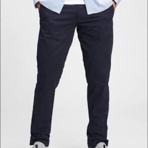 👖 Gap navy khakis